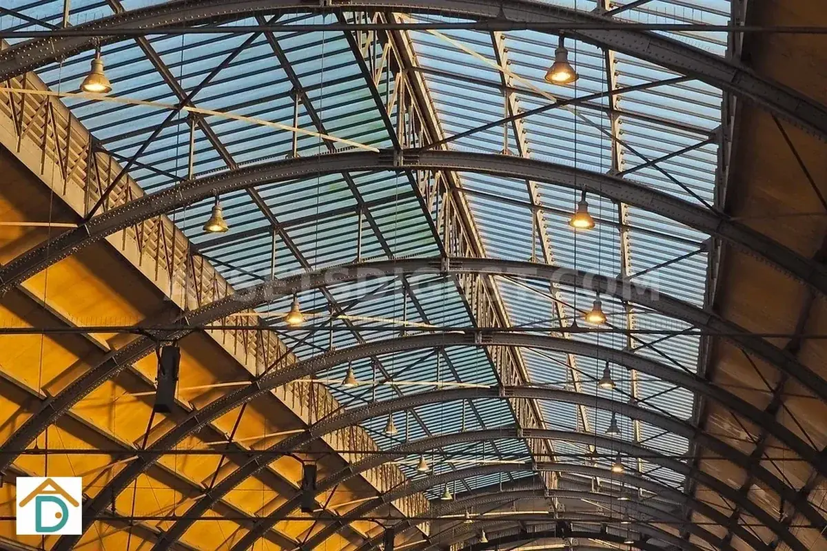 Industrial space showing ceiling height and open floor area